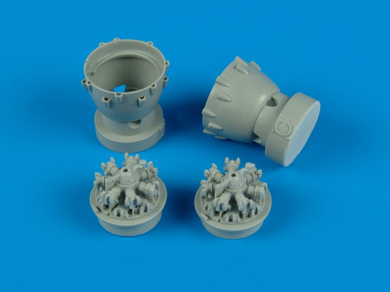 QB72090 B-25C Mitchell engines & cowling 1/72